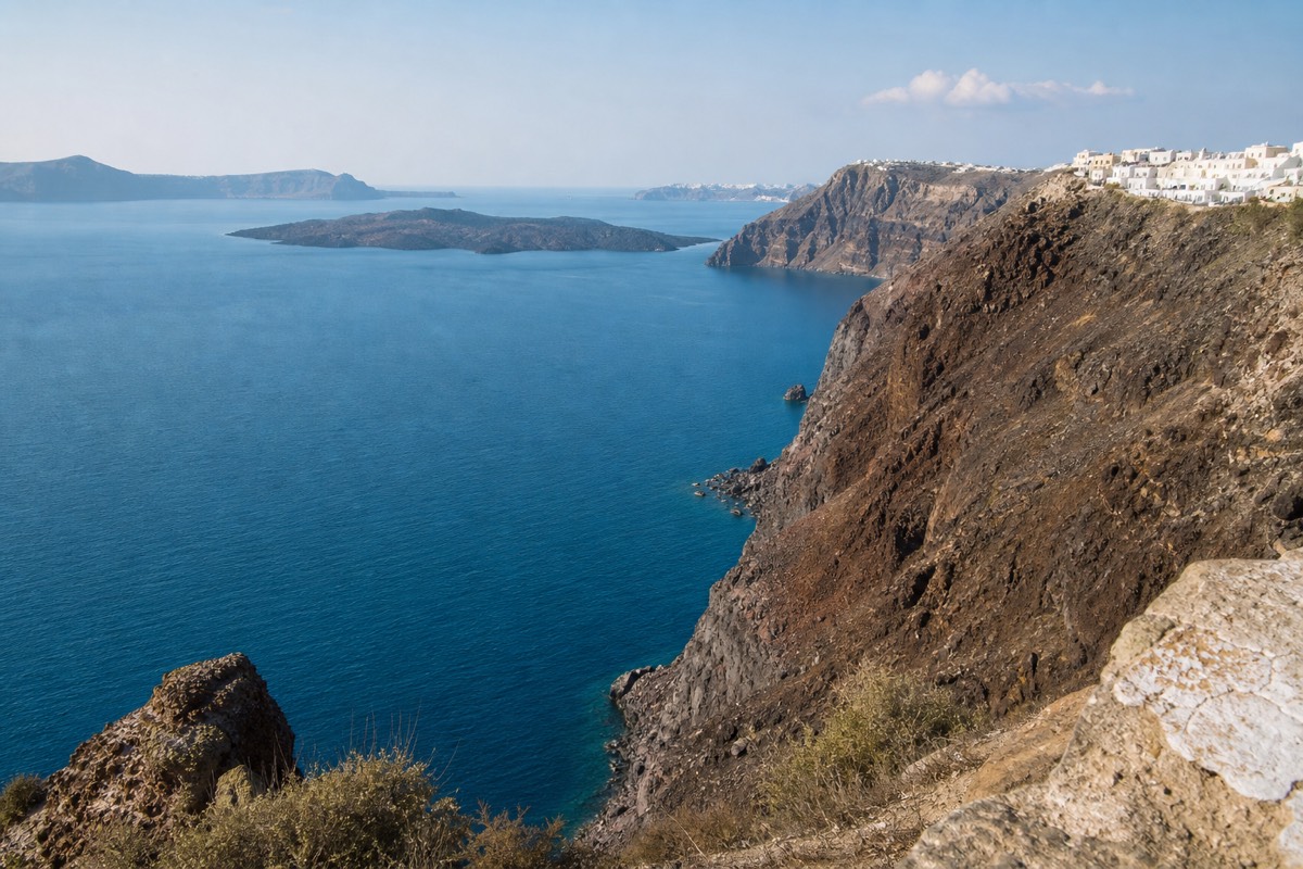 Santorini's volcanic caldera, a natural stop when deciding the right Greece trip length for five or six days